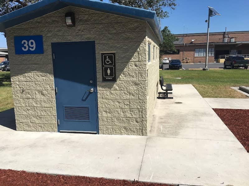 Plaquedilla Park - Image 1