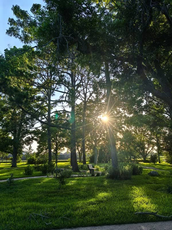Croix Memorial Park - Image 3