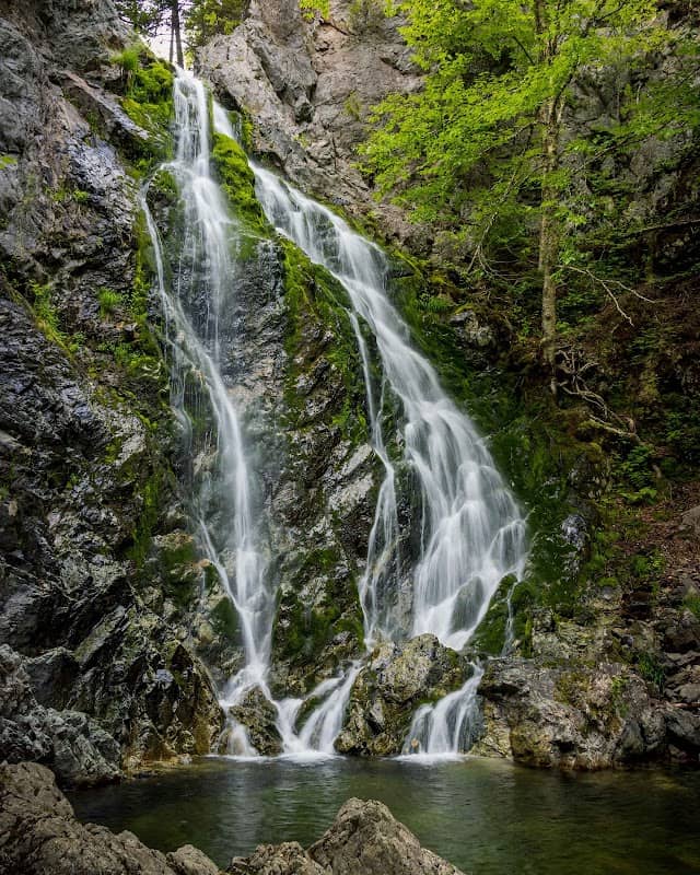 Third Vault Falls Trail - Image 1