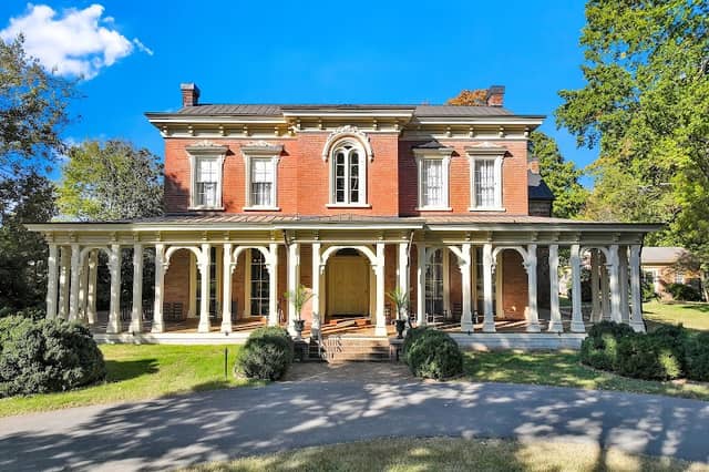 Oaklands Mansion - Image 1