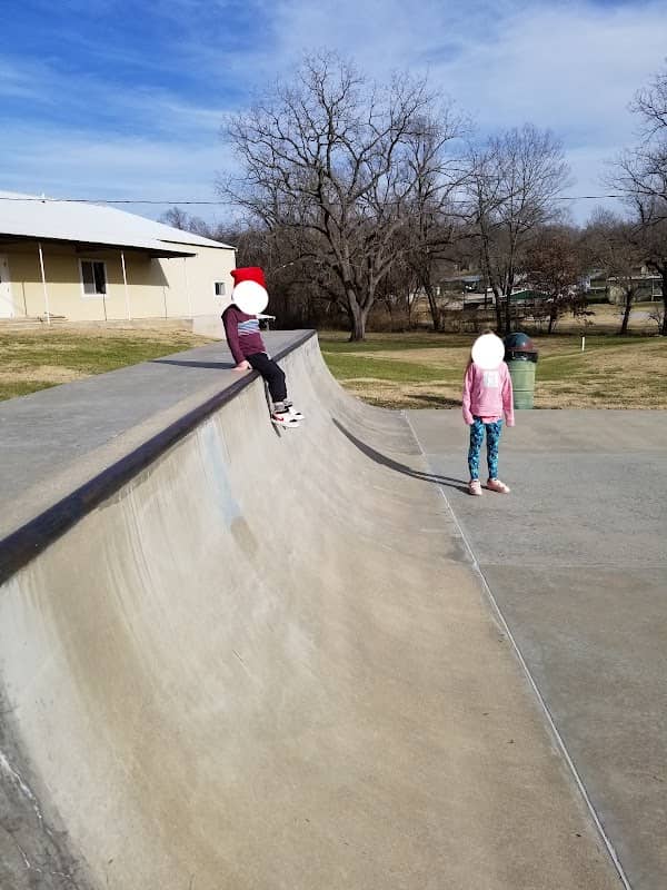 Ava Skate Park - Image 2