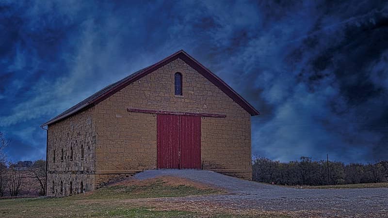 Filley Stone Barn - Image 2