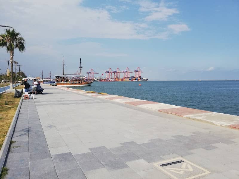 Atatürk Parkı - Image 1
