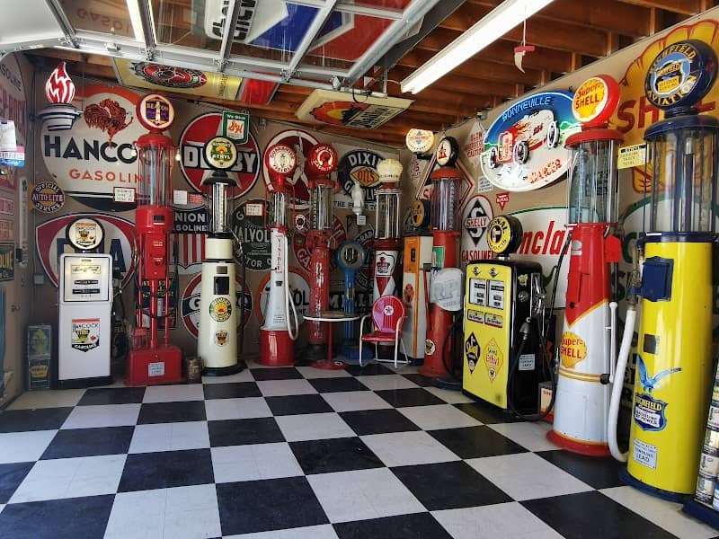 Mendenhall's Museum of Gasoline Pumps & Petroliana - Image 1