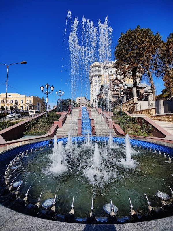 Fontannyy Kaskad - Image 1