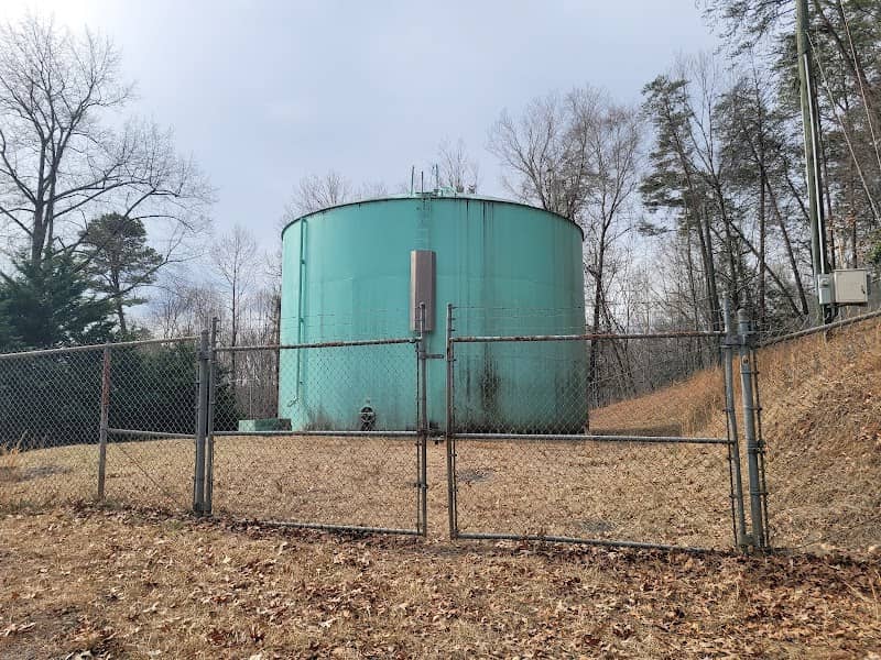 Helen Water Tower - Image 1