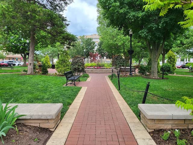 Bentonville City Square - Image 2