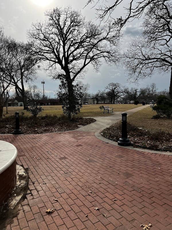 Forest Park - Image 1