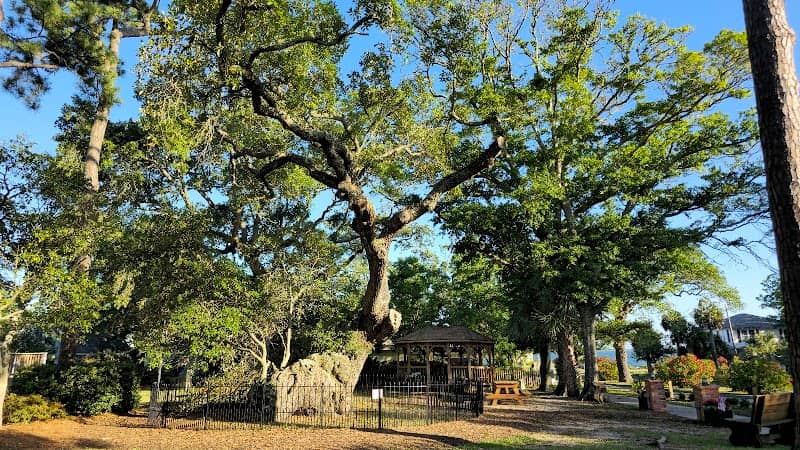 Keziah Memorial Park - Image 3