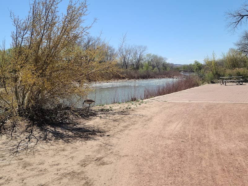 Riverwalk nature trail - Image 2