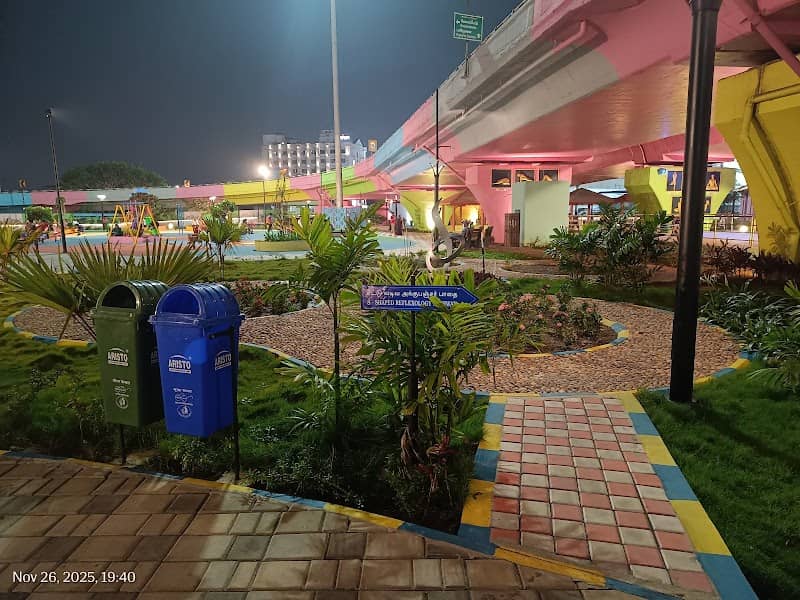 Koyambedu park - Image 1