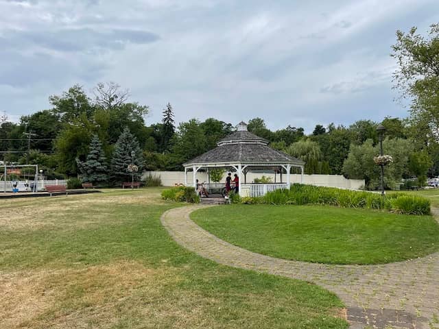 Mahopac lake view - Image 5
