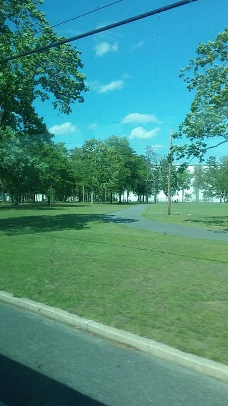 Landis Park - Image 1