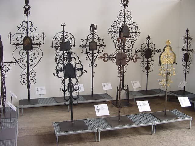 Grabkreuzmuseum Bergmeister - Image 1
