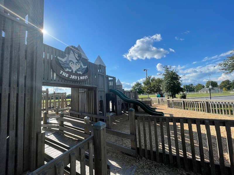 Jay's Nest park - Image 1