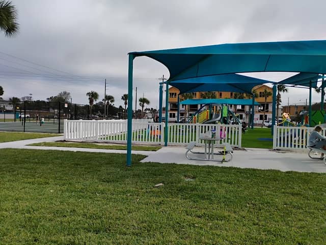 Gonzales Park - Image 2