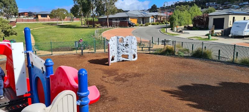 Glebe Hill Park - Image 2