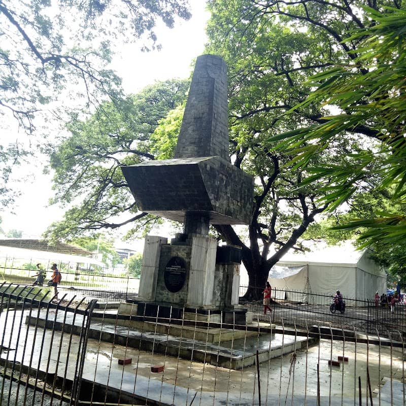 Martyr's Column - Image 1