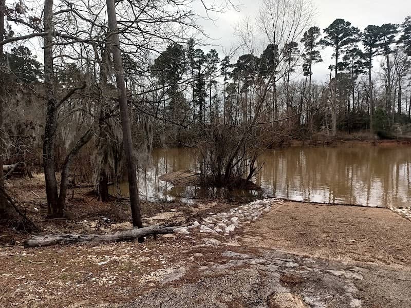 Etoile Park public boat ramp - Image 2