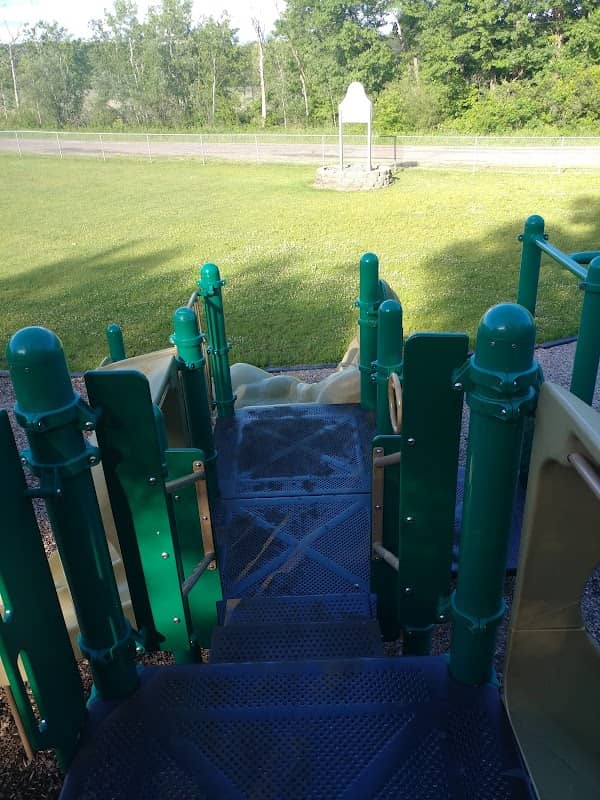 Lions Memorial Park - Image 3