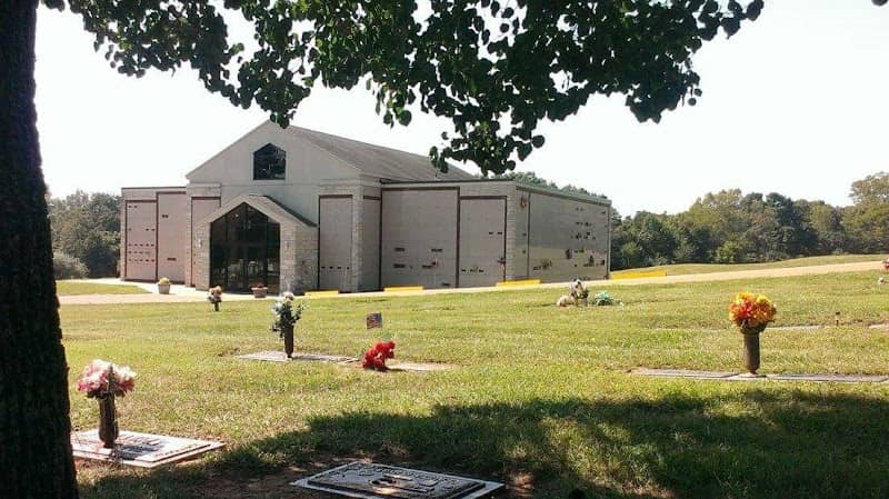 St. Francois Memorial Park - Image 1