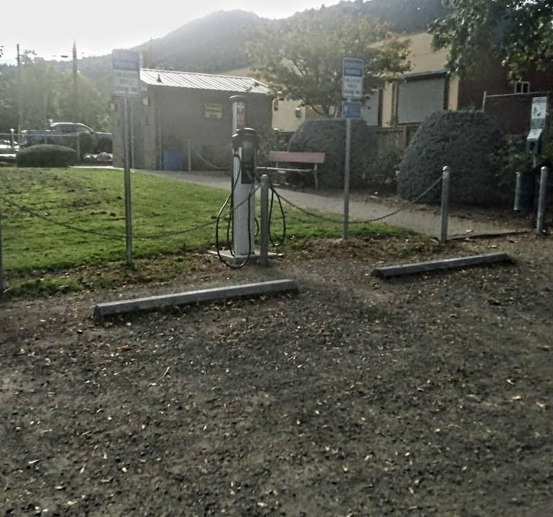 Creekside Memorial Park - Image 1
