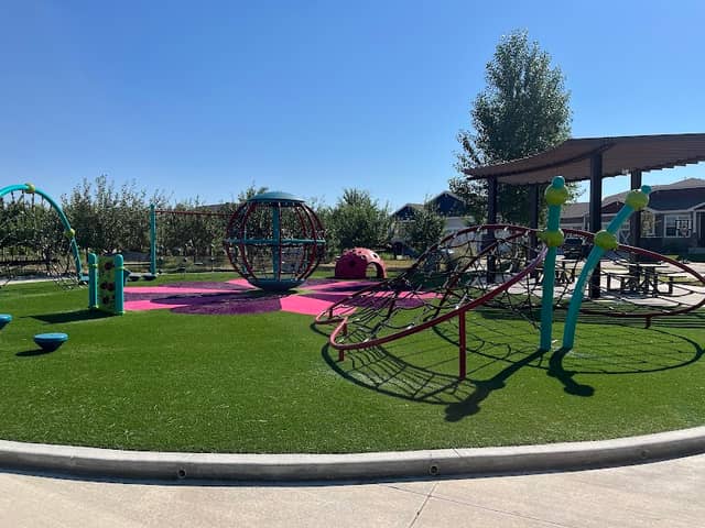 Plum Park - Image 2