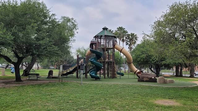 Gibson Park - Image 1