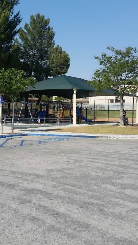 North Oaks Park - Image 2