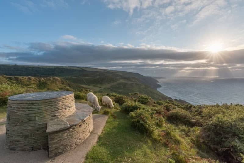 Ilfracombe Viewpoint - Image 3