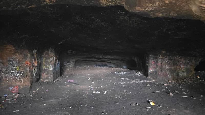 Beech caves - Image 2