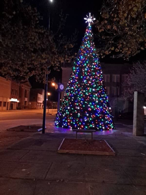 Cardinal Park - Image 1