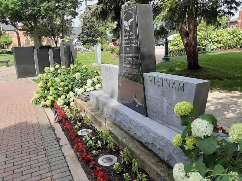 War Memorial Park - Image 1