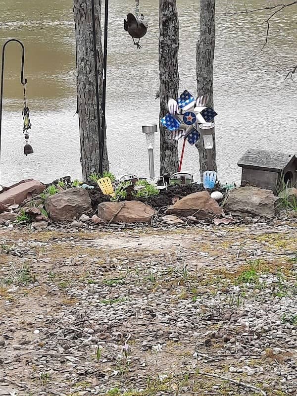Davlin Lake - Image 1
