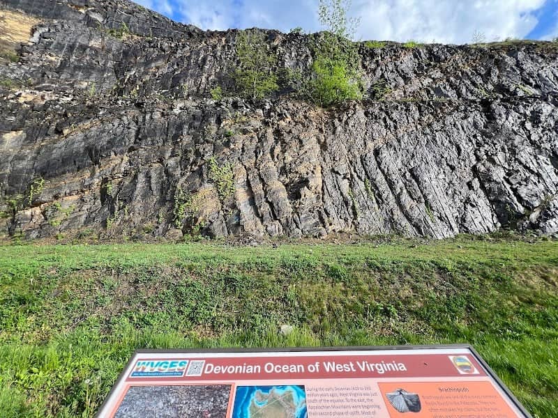 Educational Geological Signs by the WVGES - Image 1