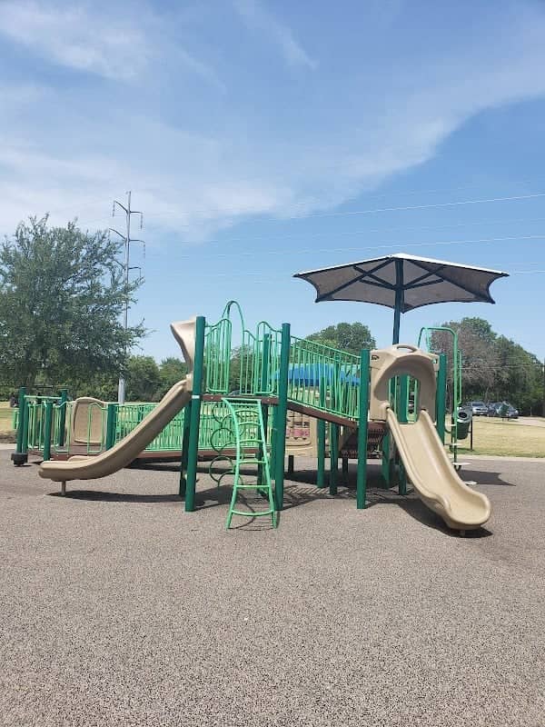 Carver Park - Image 1