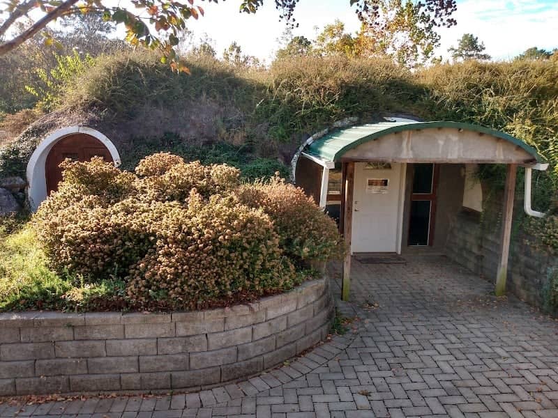 Connie Allen Memorial Center (Underground House) - Image 1