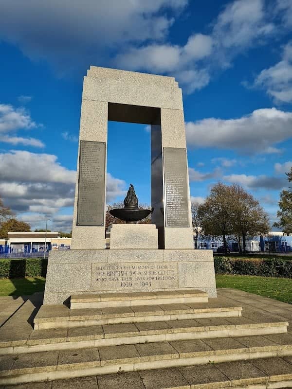 British Bata War Memorial - Image 2