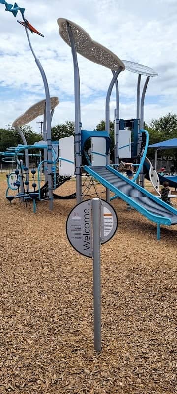 Southeast Park - Image 2