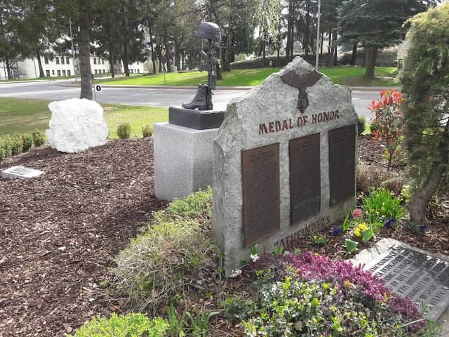 War Memorial - Image 2