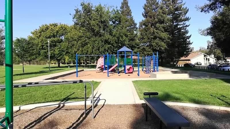 Sunriver Park - Image 1
