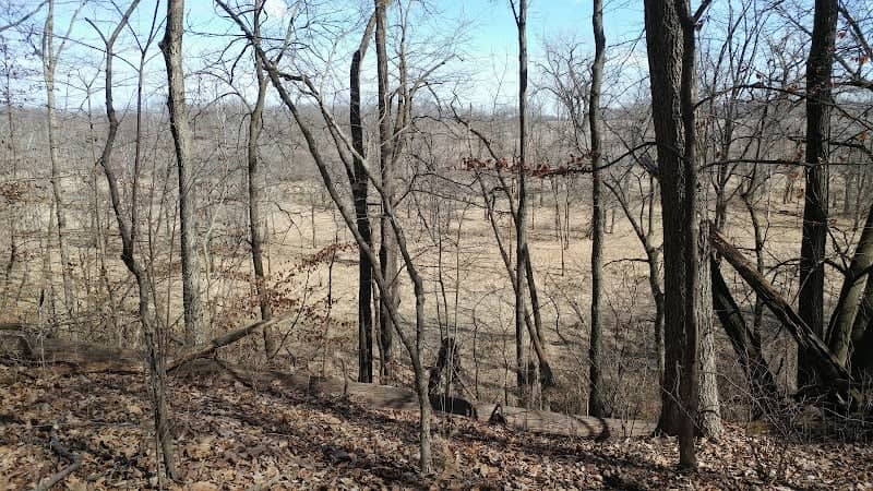 Shady Hollow Nature Area Parking - Image 1