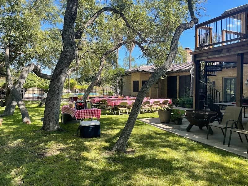 Live Oaks Bed & Breakfast Uvalde - Image 1
