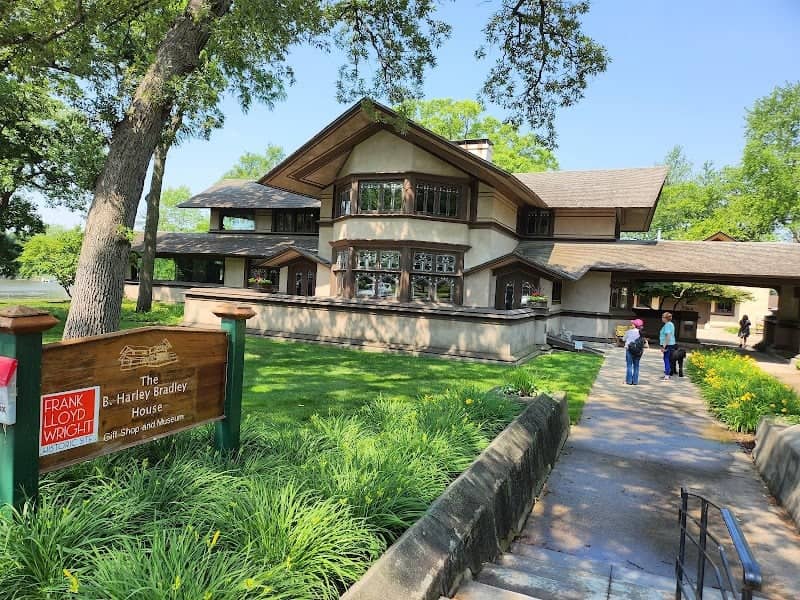 B Harley Bradley House - Image 3