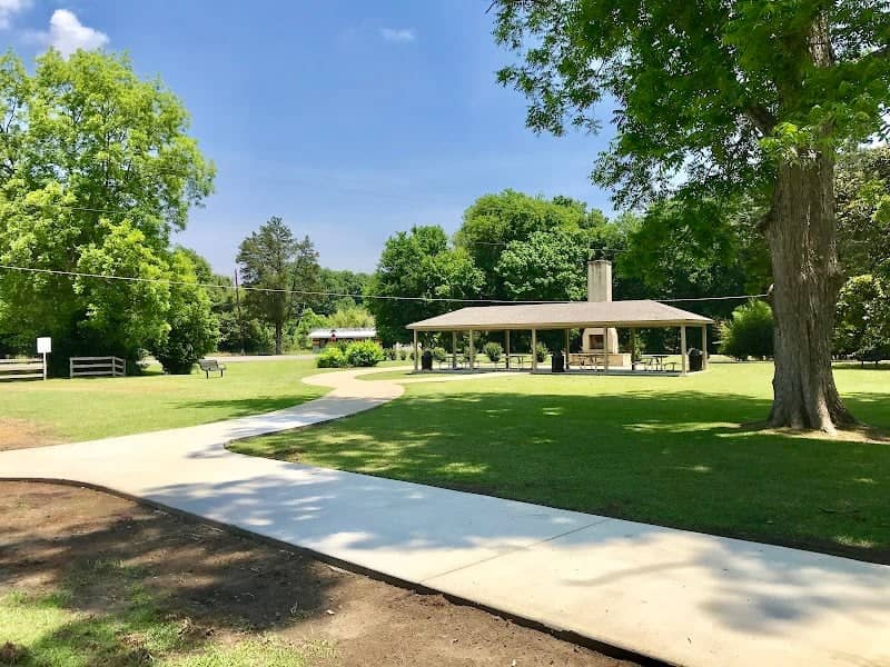 Minnie Massey Park - Image 1