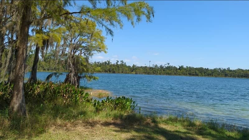 Round Lake - Image 1