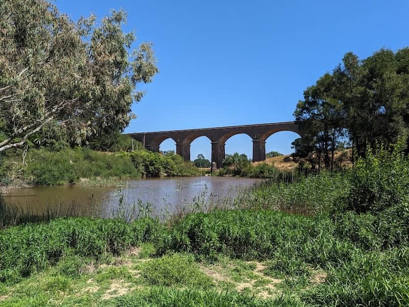 Malmsbury Botanic Garden and Lake - Image 1