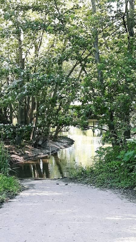David E. Shellabarger Park - Image 2