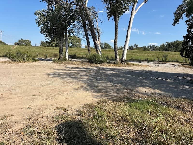 Arkansas River Chestnut Avenue Access - Image 1