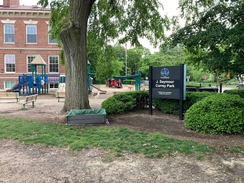 Currey Park - Image 1